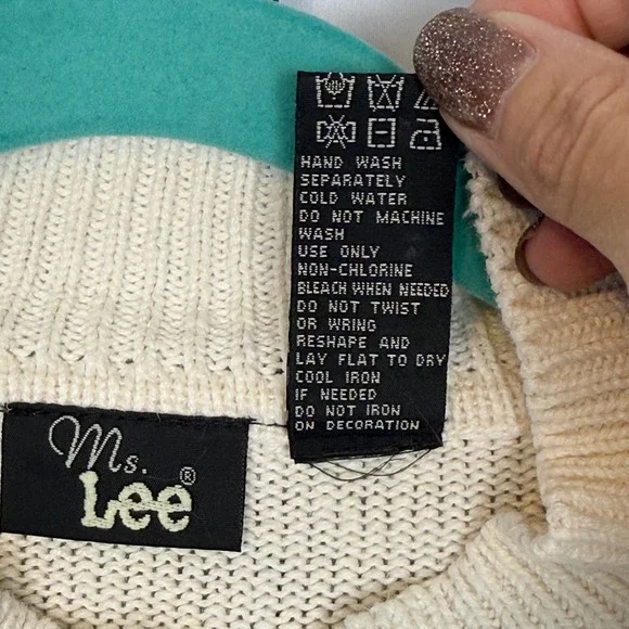 Vintage Ms Lee Cardigan Sweater Womens 2X Ivory Art to Wear Cottagecore Cardinal - Picture 9 of 12